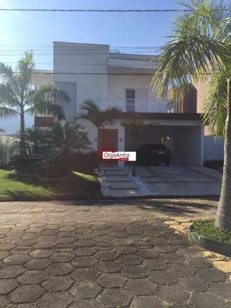 Casa em Condomínio 