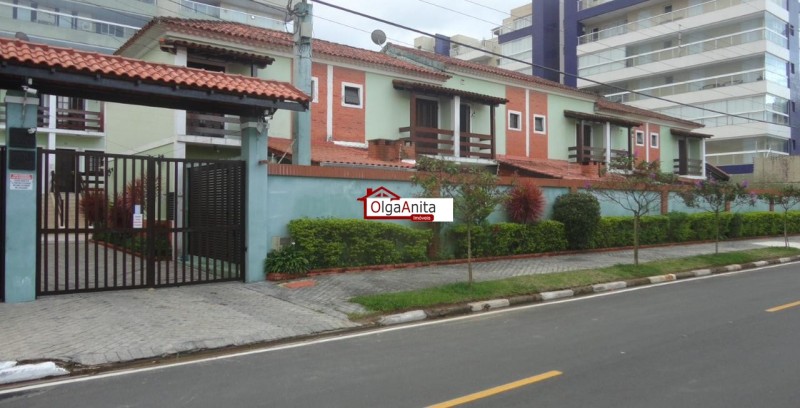 Casa em Condomínio